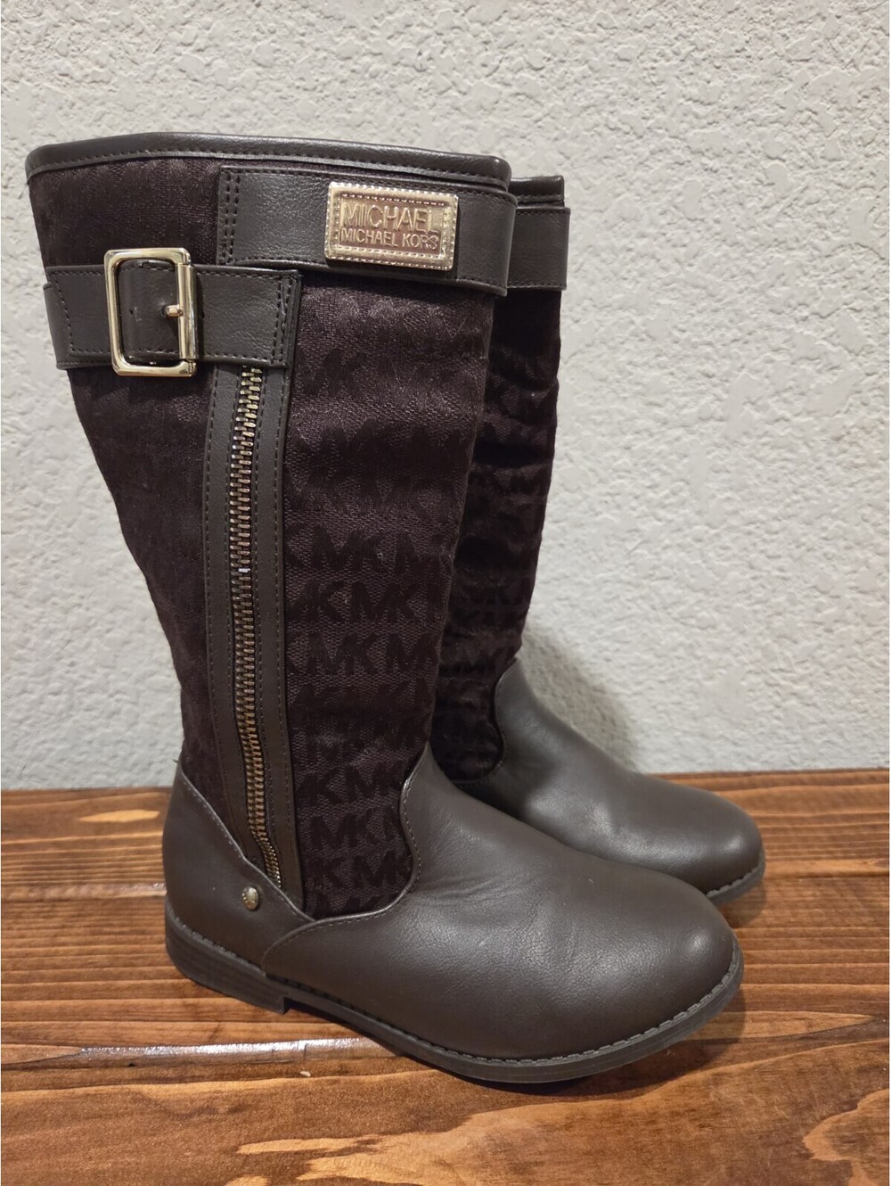 Michael Kors Girls Size 2 Arizona Chocolate Brown Logo Boots Full Side Zip